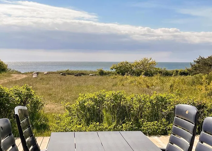 2 Bedroom Stunning In *
